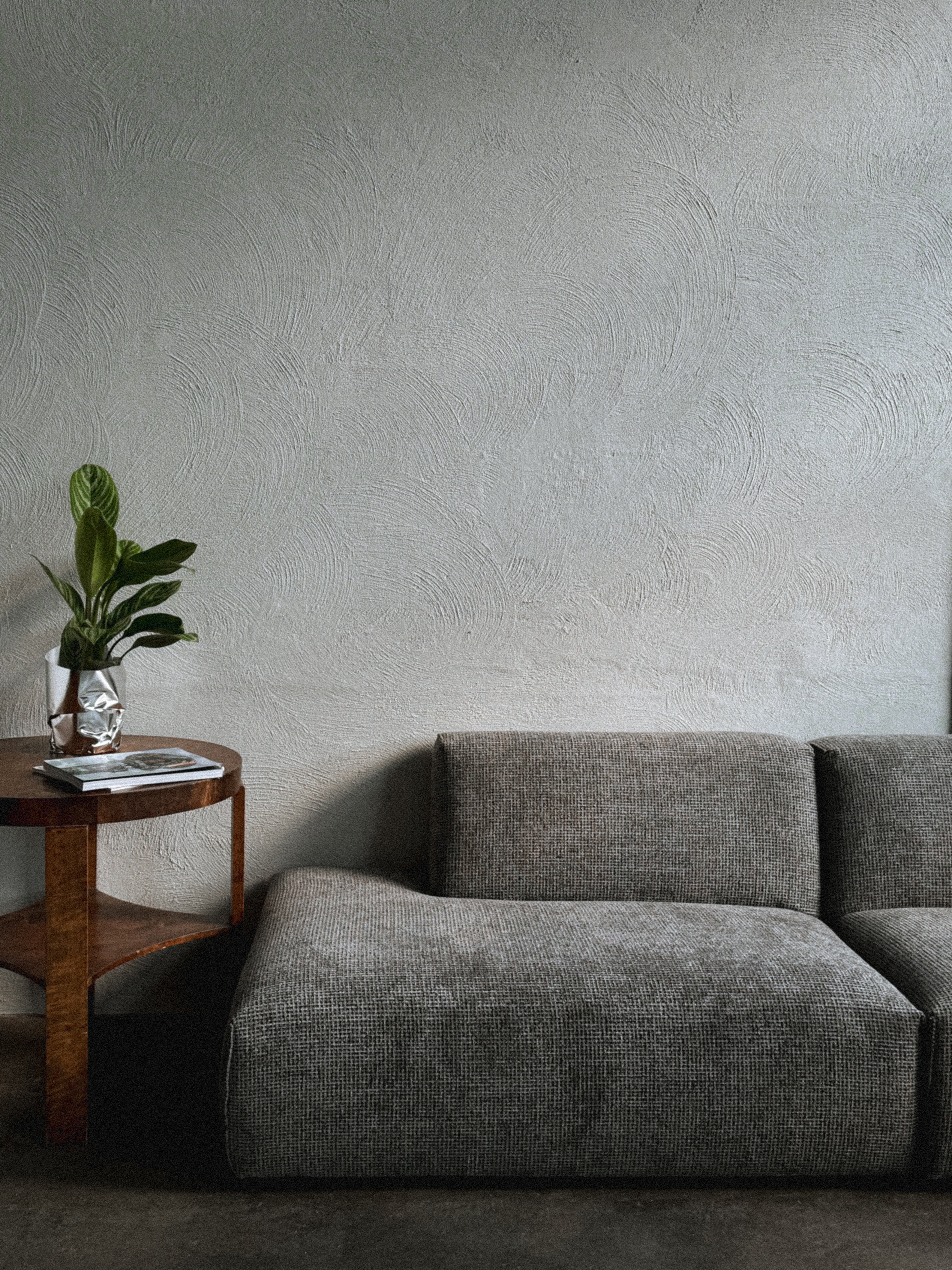 Leather vs Fabric Sofa: Which One Should You Choose in 2026?